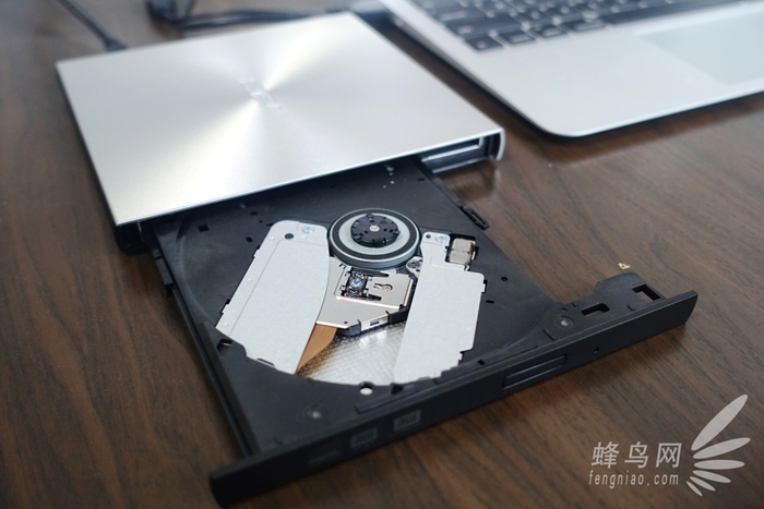 华硕蓝光刻录机,华硕光年刻录机如何使用