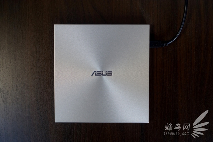 华硕蓝光刻录机,华硕光年刻录机如何使用