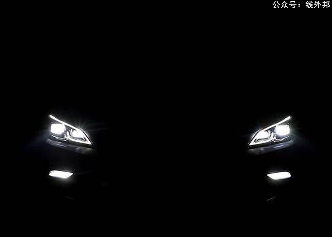 东方美学+飞屏黑科技睿骋CC开创B级车自主时代