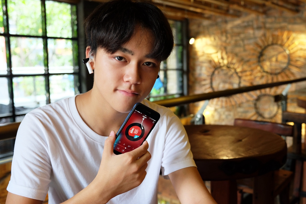 只听说过模块化手机，“DIY耳机”是什么鬼？