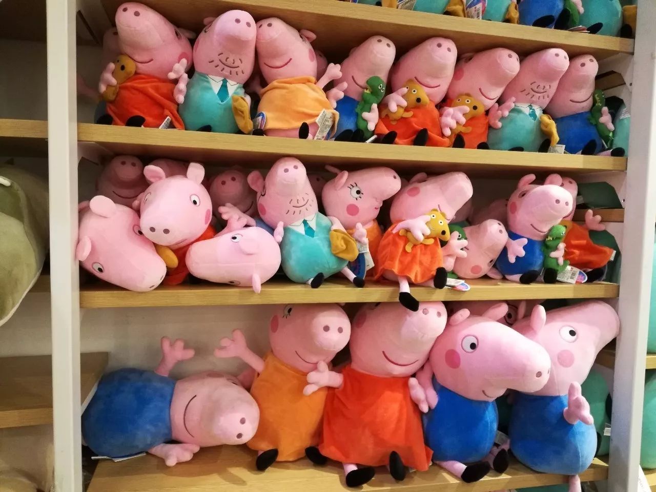 荣耀play5和荣耀畅玩7x哪个好,荣耀畅玩7x新机测评