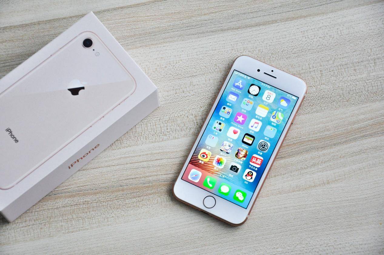 买不起的iphone,iphonex比较iphone8