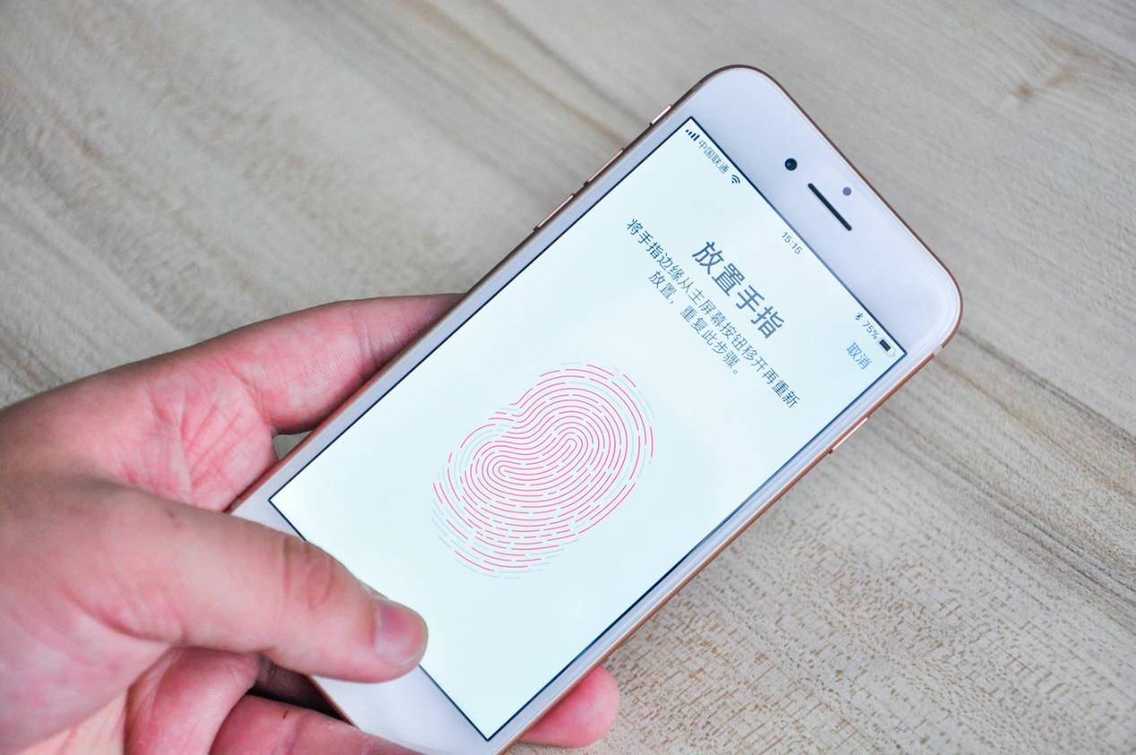 买不起的iphone,iphonex比较iphone8