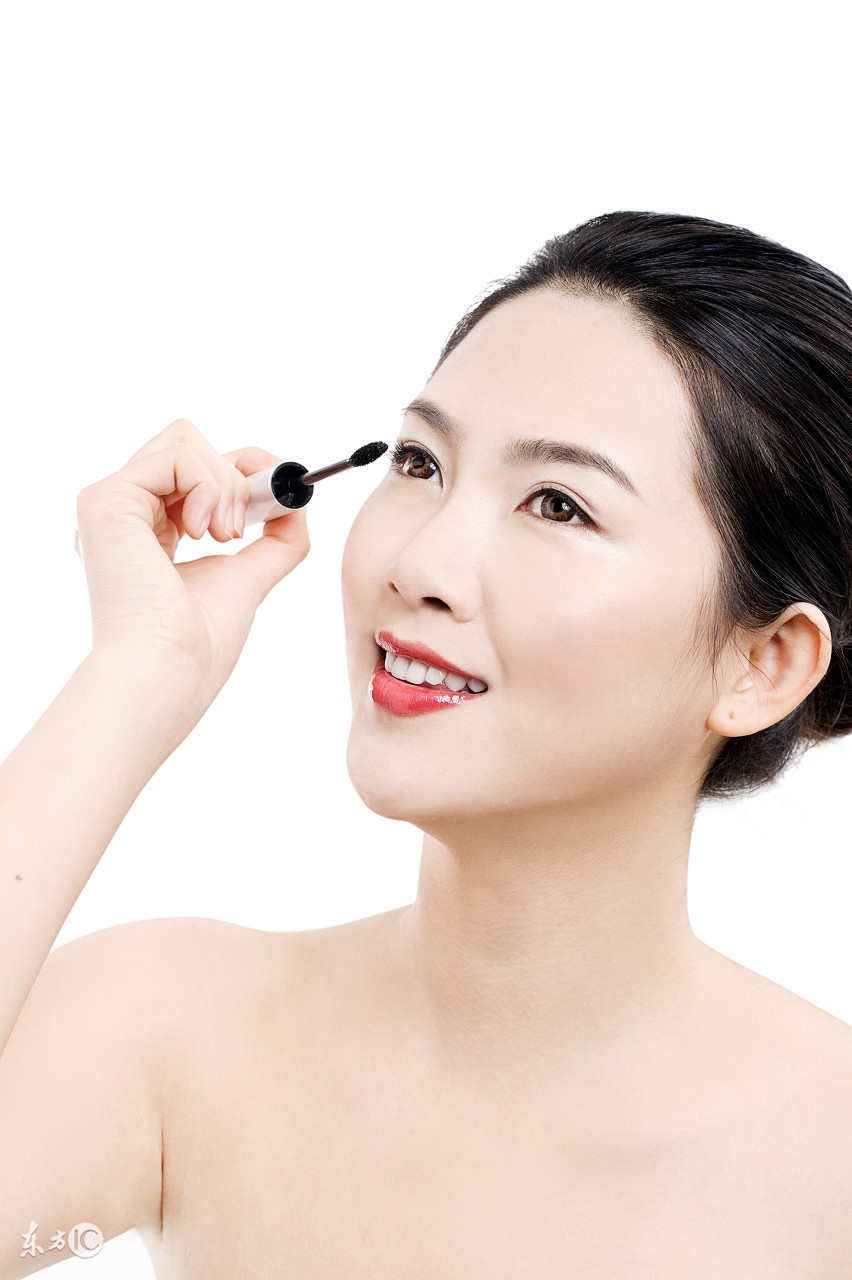 合适的美瞳线才是最好的,对于微整形你了解多少