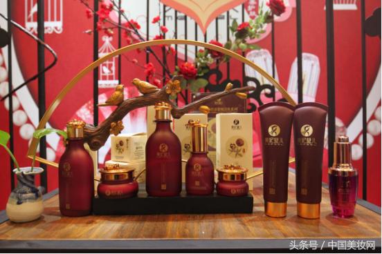 景德镇青花瓷器品牌前十名,景德镇瓷器套装