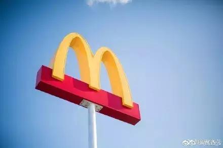 吃金拱门汉堡,金拱门开封菜真功夫