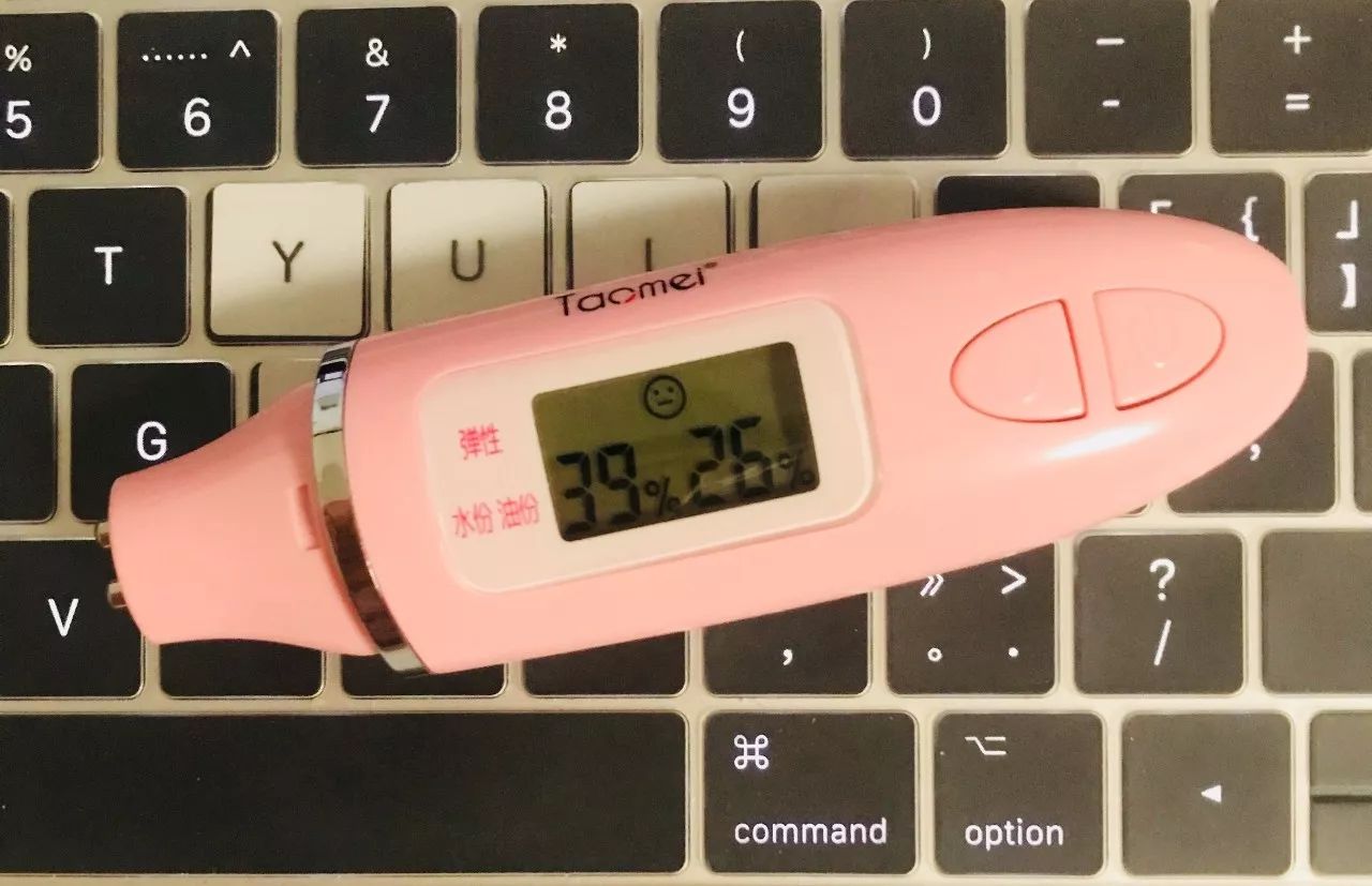 换季皮肤长痘干燥起皮怎么办,秋冬换季皮肤爆痘急救