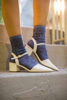 一直想买双好看的鞋,一直想买袜子