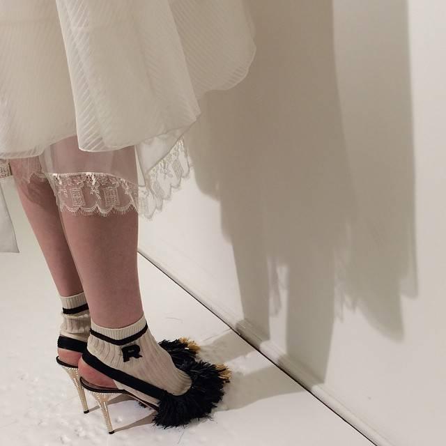 一直想买双好看的鞋,一直想买袜子