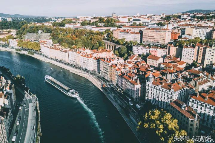 航拍全程视频,航拍一个全方位多角度的视频