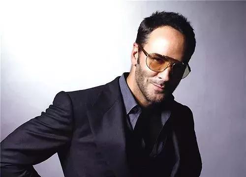 卖最贵的口红、拍超棒的电影，TomFord就是油腻中年男的反义词