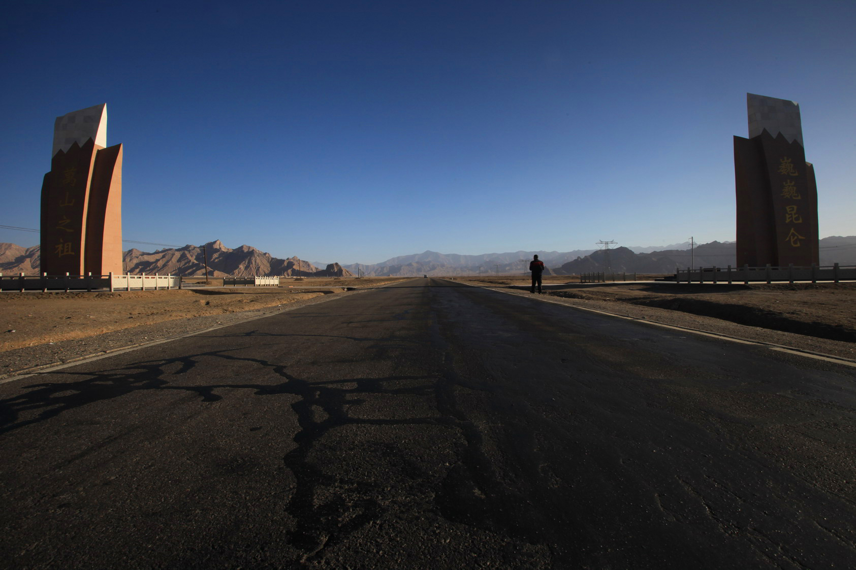 穿越青藏线进藏是人生一场修行,青藏高原朝圣路线