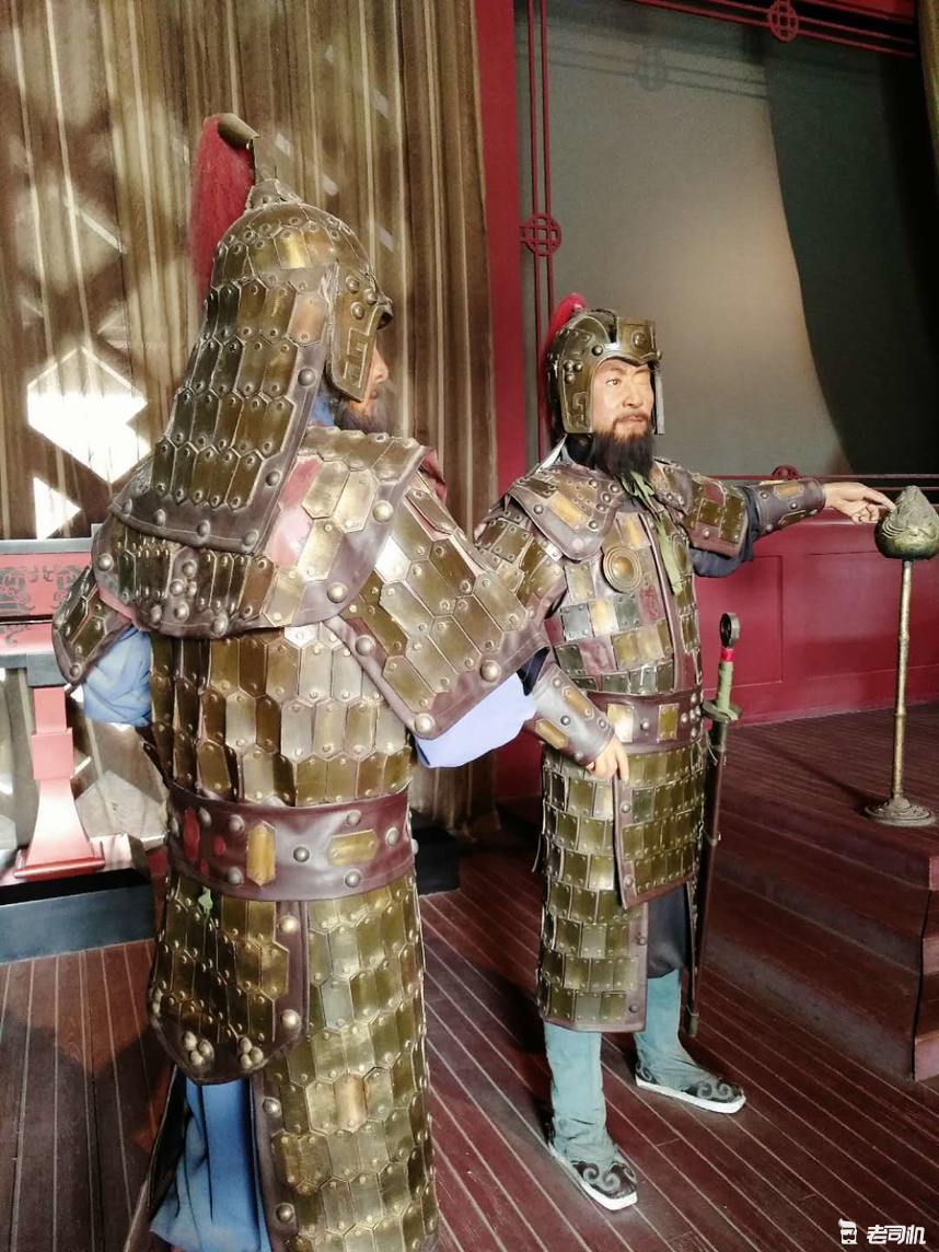 奥迪a4l45quattro臻选动感型,奥迪a4l第一视角40tfsi试驾