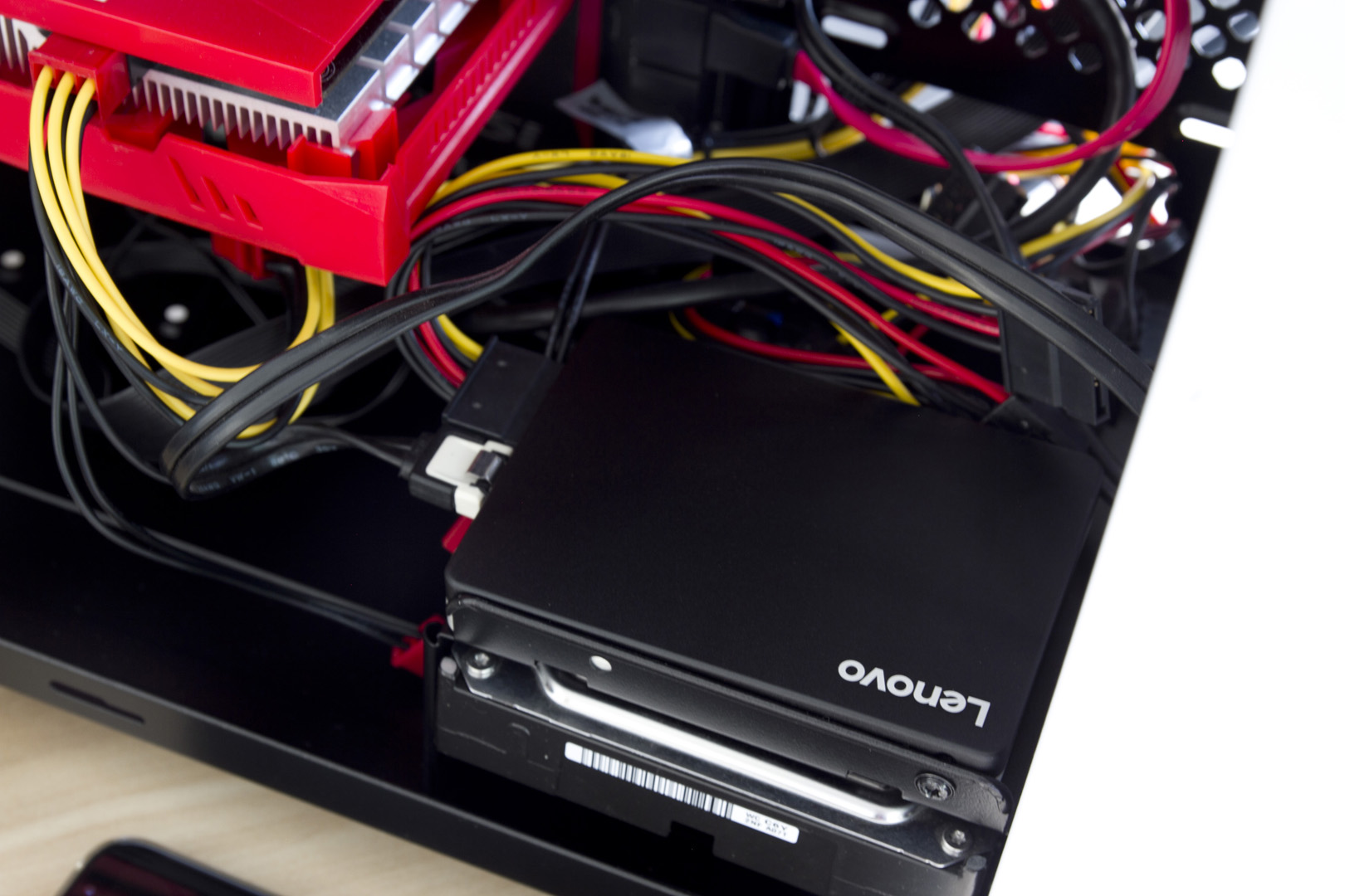 入门级固态怎选？联想SL700闪电鲨120g轻体验