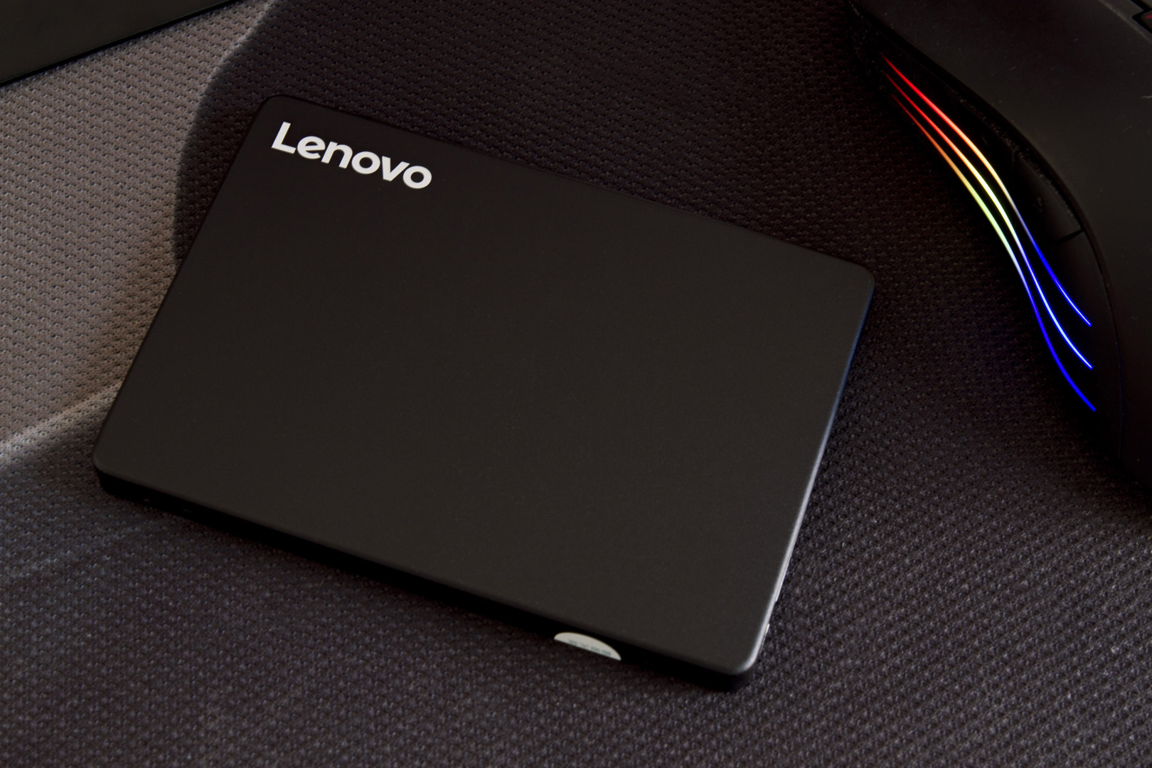 入门级固态怎选？联想SL700闪电鲨120g轻体验