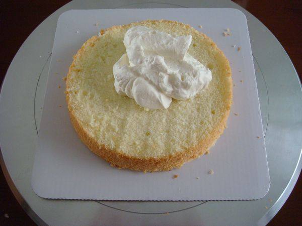 纯白蛋白霜花蛋糕,4寸奶油霜花蛋糕