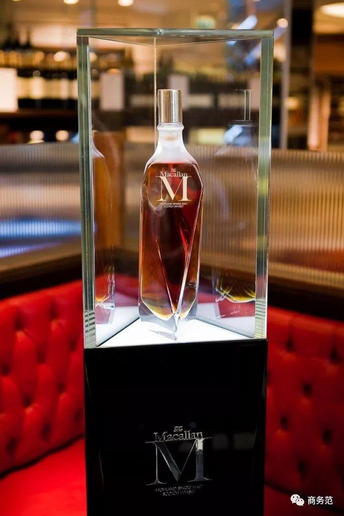 这些玻璃做的东西，为什么能拍出天价？