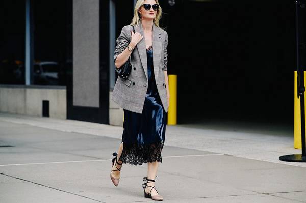 别人穿衣服好看自己穿就是不好看,为什么有人穿格子土气