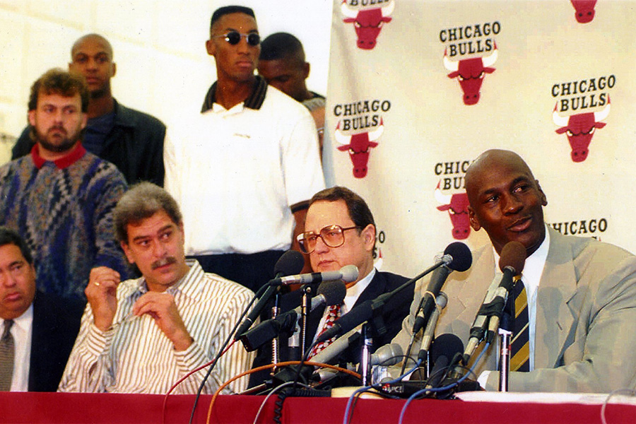 单手抓球麦迪艾弗森乔丹,艾弗森科比乔丹麦迪