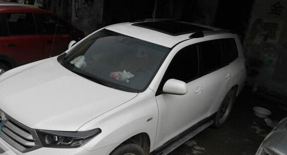 卡罗拉1.2精英版怎样开天窗,卡罗拉怎么开天窗