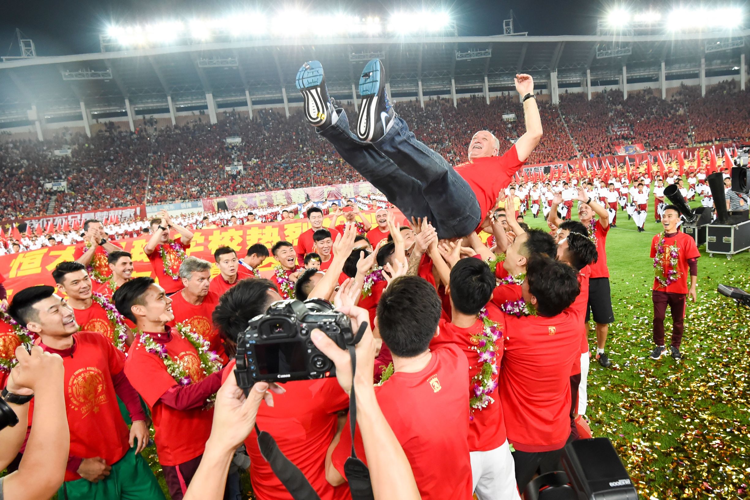 又爱又恨下一句怎么回,又爱又恨完整版粤语版