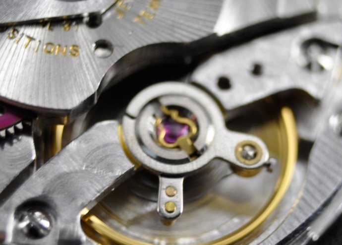 3135机芯复刻能看出来吗,复刻表说自己3135机芯是真的吗