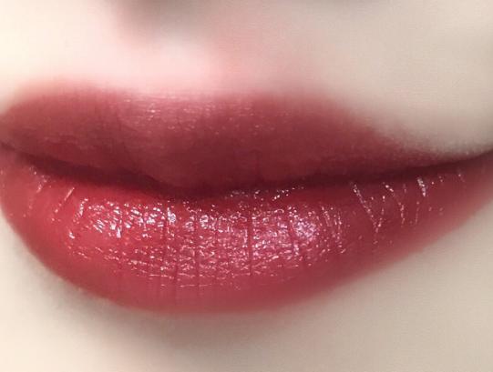 一支58块的口红,一支口红35元