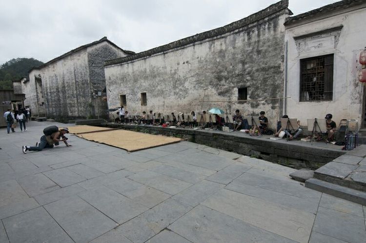 西递附近最著名的景点,西递村美丽的风景