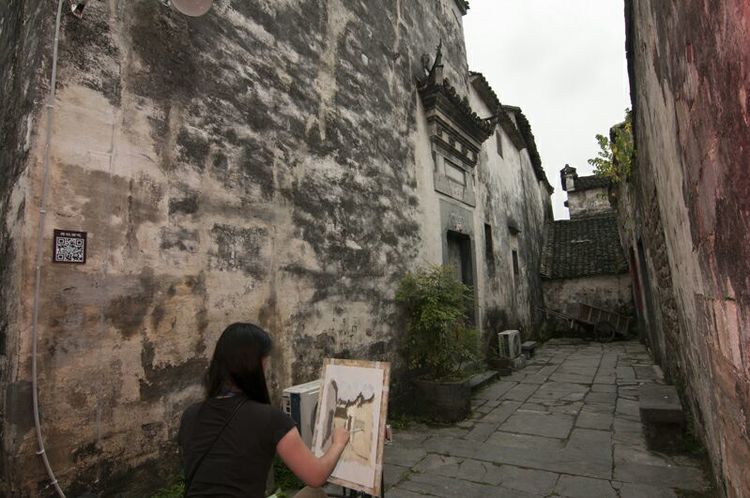 西递附近最著名的景点,西递村美丽的风景