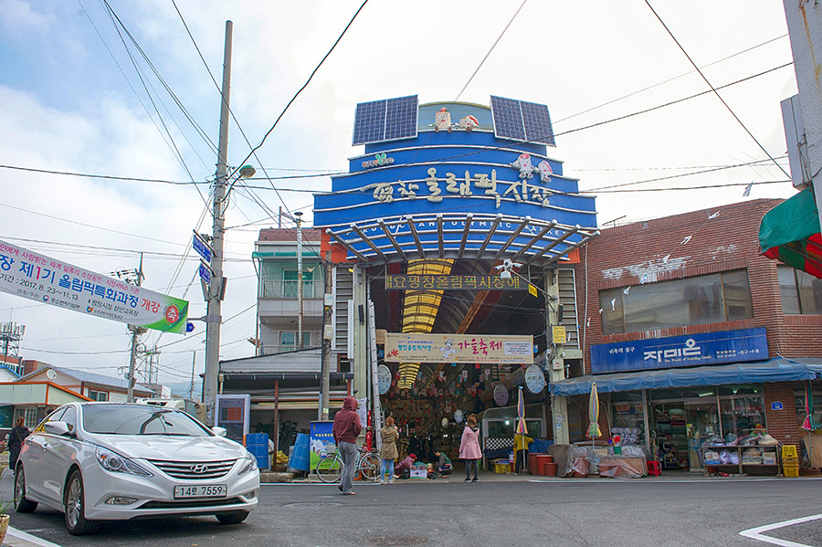 韩国女生街头小吃摆摊,广州韩国炸鸡摆地摊