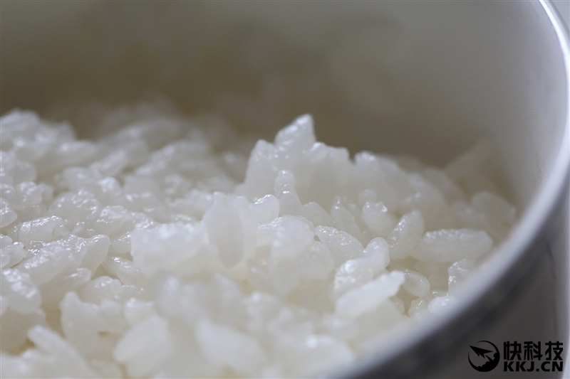 小米1.6l电饭煲对比测评,小米999元电饭煲评测