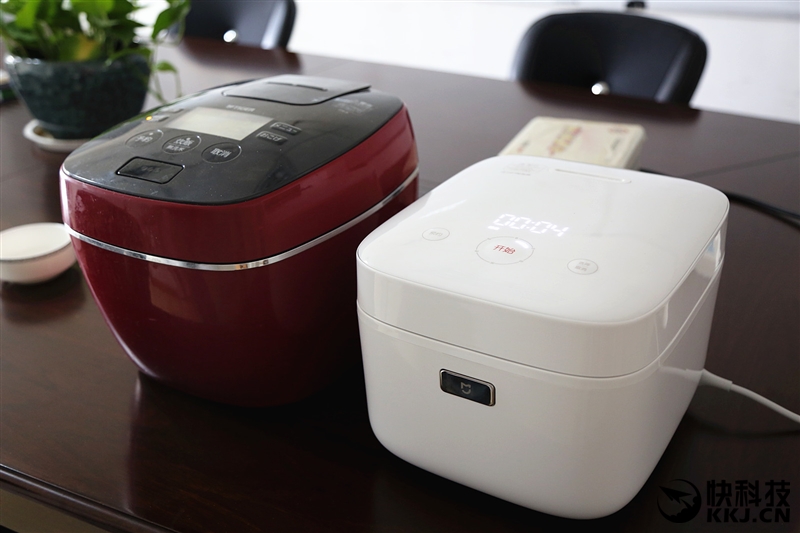 小米1.6l电饭煲对比测评,小米999元电饭煲评测