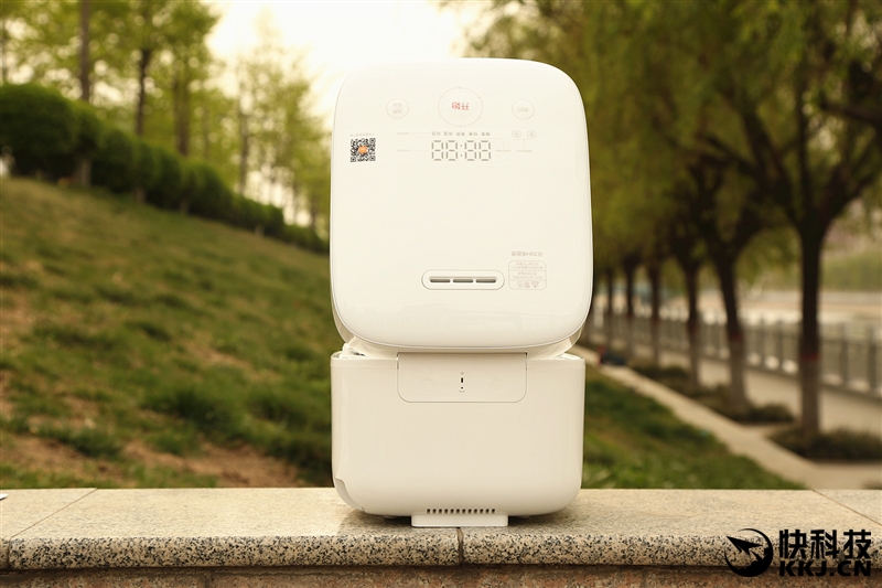 小米1.6l电饭煲对比测评,小米999元电饭煲评测