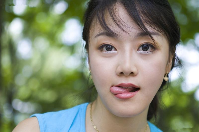 让男人迷上你的九个动作,让男人着迷的四个动作