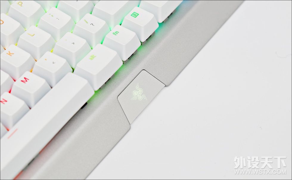 刷新颜值,雷蛇颜值