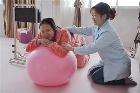 生孩子注意事项防尴尬顺产,四种分娩方式你有你的选择