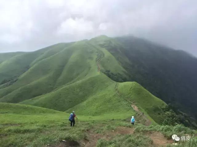 七剑下天山，五侠上武功