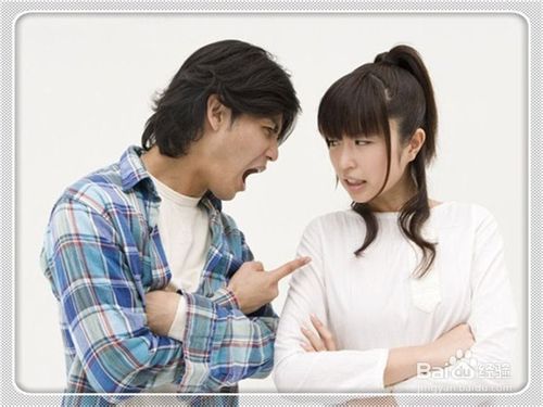 女朋友提出分手却不删除微信,女朋友突然提出分手态度坚决