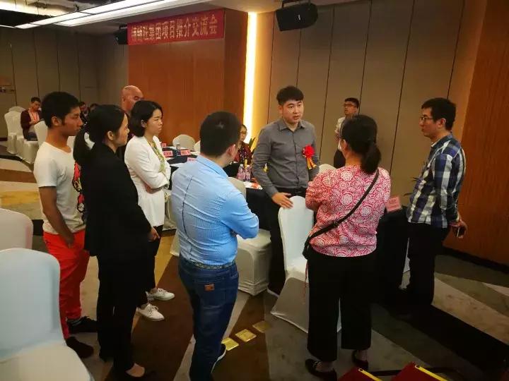 如何用最低成本开一家炸鸡店,开一家炸鸡店从此走上致富之路