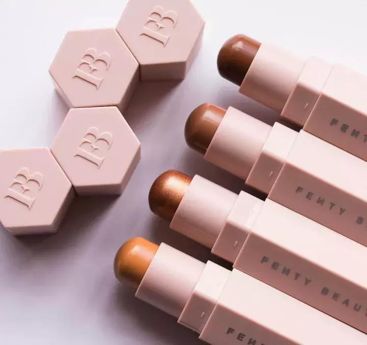 杨幂是时尚界的带货女王,带货女王杨幂的时尚功力到底如何