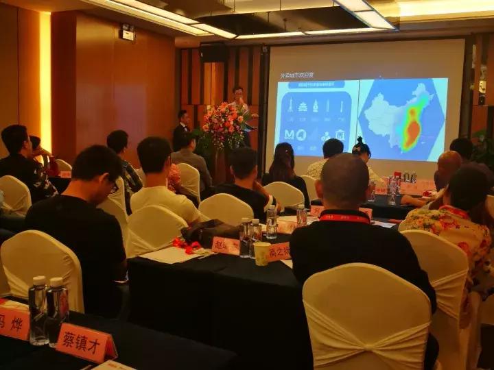 如何用最低成本开一家炸鸡店,开一家炸鸡店从此走上致富之路