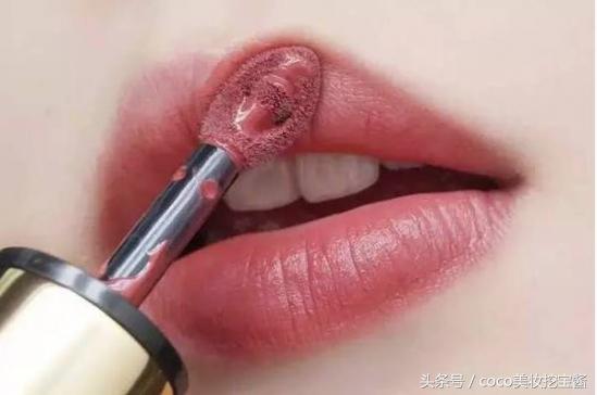 mac口红滋润又显白,迪奥口红哪个色号好看滋润又显白