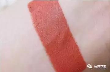 秋冬比较适合的口红,秋冬适合雾面口红还是镜面口红