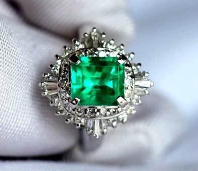 祖母绿和欧泊哪个更有价值,你绝对没见过的古董