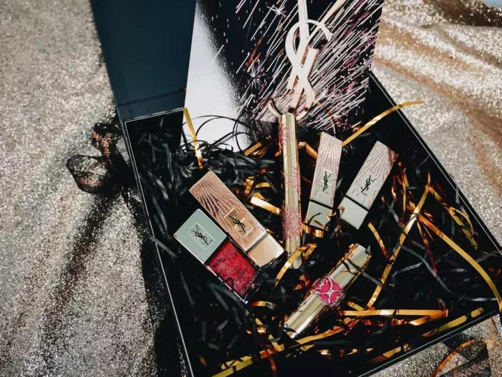 2022圣诞礼盒ysl口红,ysl口红经典款是哪一个