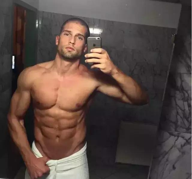 老公剪寸头,帅不帅剪个寸头就知道了