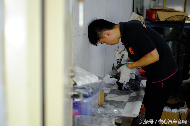 途胜l改海拉6透镜,第四代途胜改装外观最佳案例