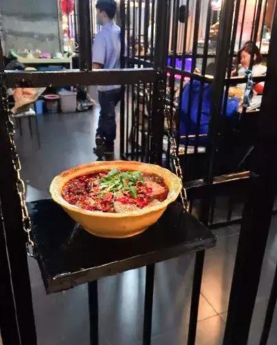 曾经排队的网红店现在怎样了,那些曾经爆火的网红店