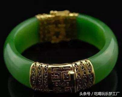 怎样才能买到一个真正的玉手镯,玉手镯选购时需要注意6个细节