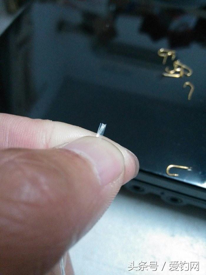 爆炸鱼钩的绑法图解教学,双钩鱼钩8字环的绑法图解